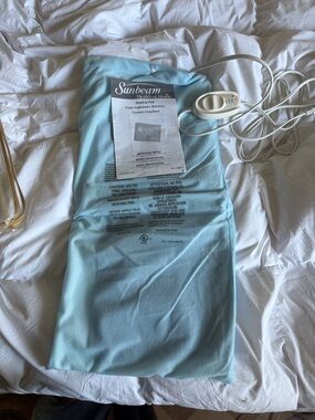 NEW Sunbeam Electric Heating Pad - Light Blue
